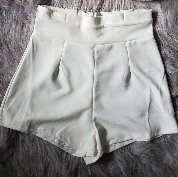 2 piece high waist short set - Picture 4 of 4